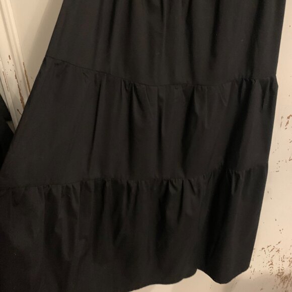 “Just Found” Black Baby Doll Tiered Flowy Dress with Open & Tied back Closure-Lg - Picture 5 of 5